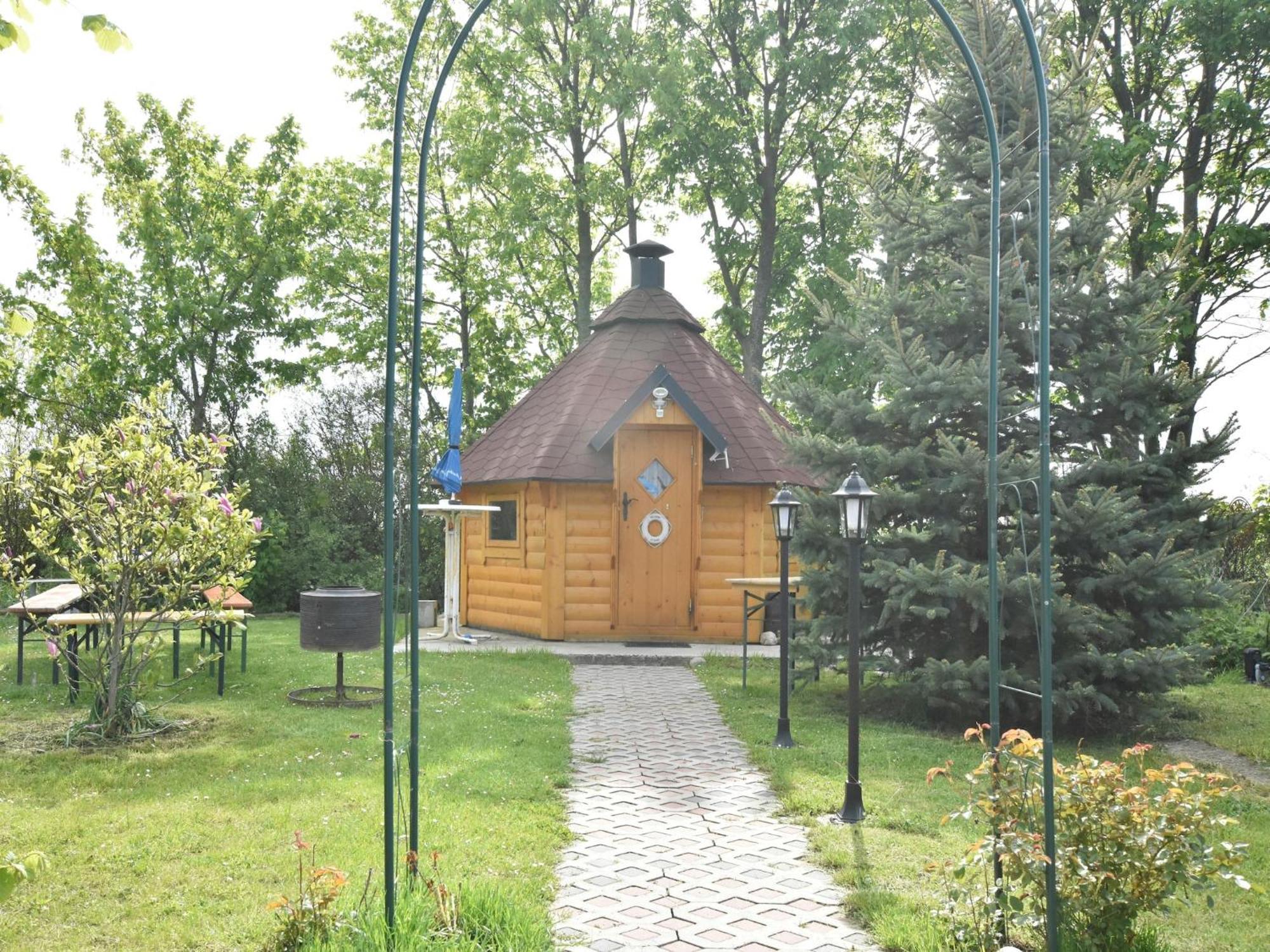 Pretty Apartment In Wiek With Garden Wiek auf Rügen 외부 사진